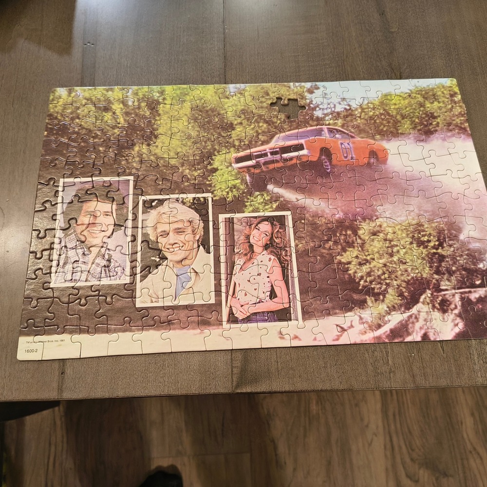 Vintage 1981 Dukes of Hazzard Jigsaw Puzzle 200 piece with 1 missing Rage Puzzle